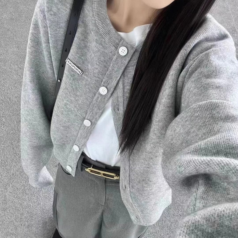 Niche Grey Inner Knit Sweater Women's Autumn Design Sense Lazy Style Long Sleeve Top Short Cardigan Jacket