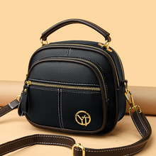 �߼��|���O����ܛƤ���Ӵ������μ�б���Ů���ٴ�r������С�A��