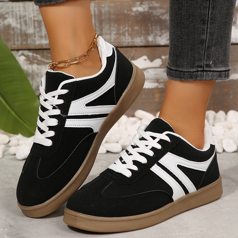 Cross-border plus size small white shoes women 2025 new retro casual Joker fashion round head sports platform shoes wholesale