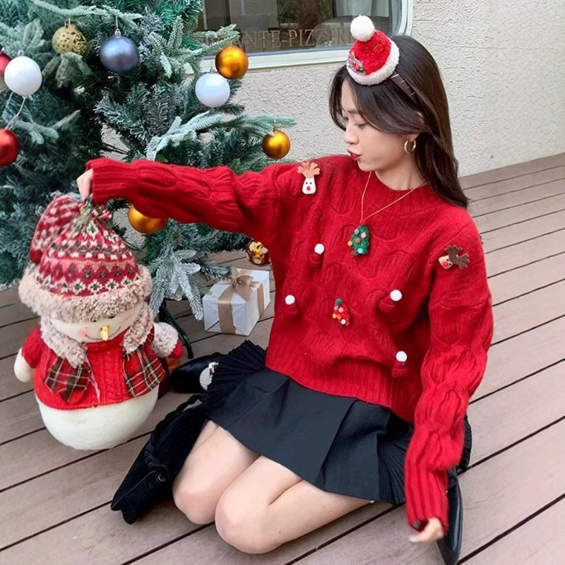 New Autumn and Winter Style Loose and Lazy Style Round Neck Pullover Sweater Women's Short Sweater Christmas Red Top New Autumn and Winter Style Loose and Lazy Style Round Neck Pullover Sweater Women's Short Sweater Christmas Red Top