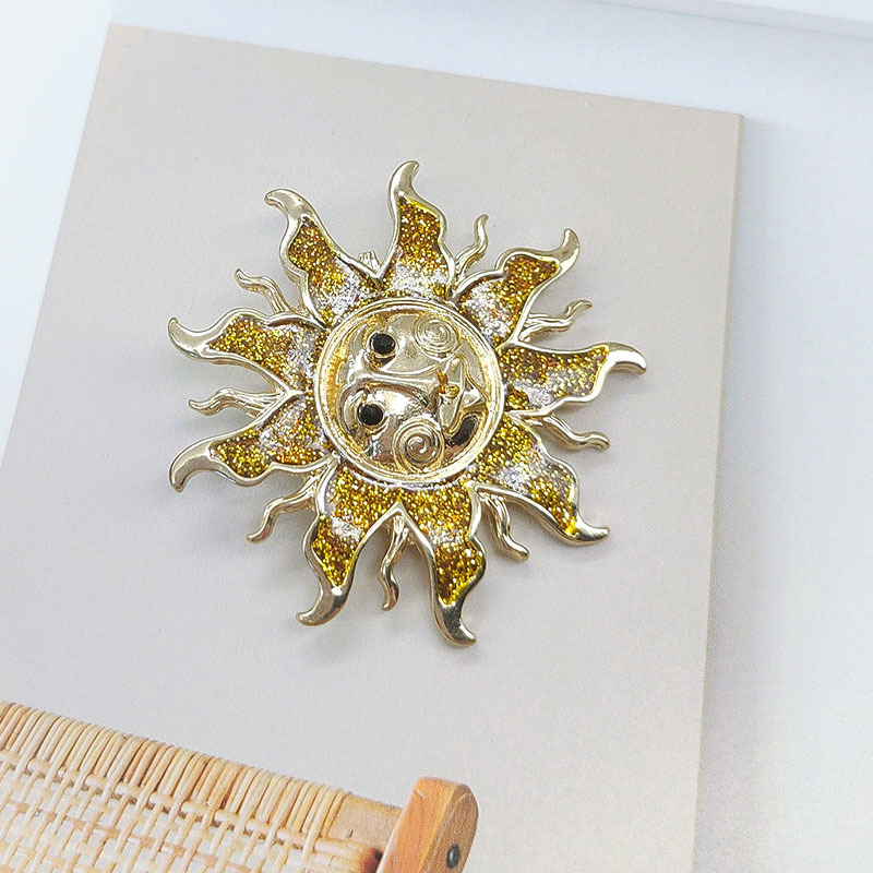European and American Cross-Border Enamel Sun Brooch Niche High-End High-End Elegant Corsage Retro Pin Clothing Accessories for Women