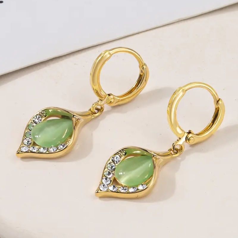 Elegant Cat's Eye Earrings