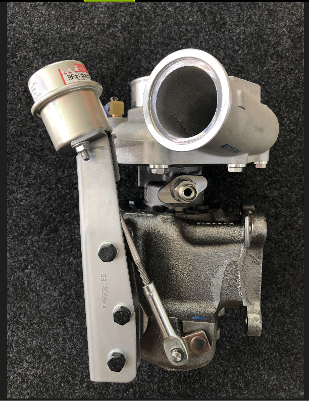 Suitable for Sinotruk Howo T7 460 Horsepower Original 202V09100-7915 5500949 Turbocharger Machine