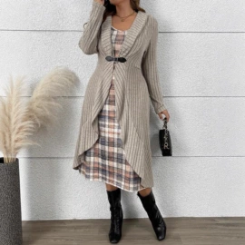 连衣裙;女式T恤;休闲裤