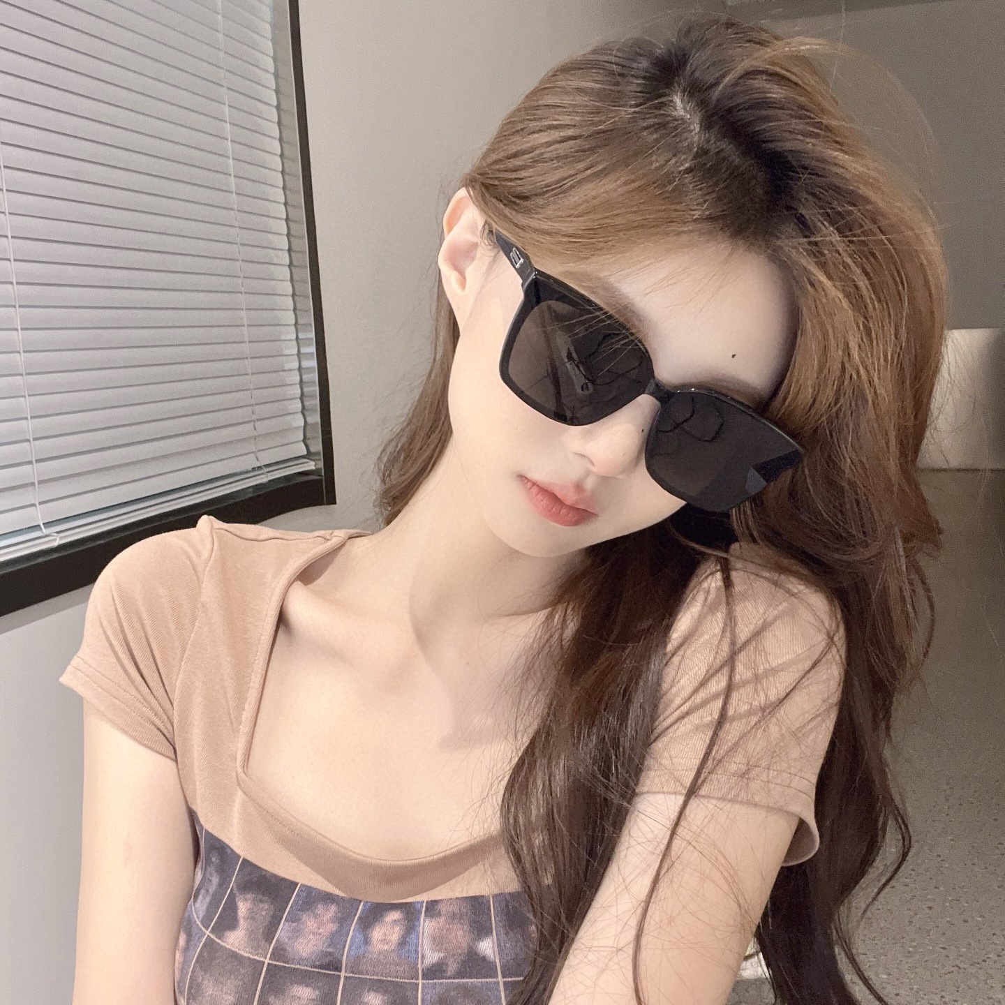 Tam (심플하고 클래식하며 다재다능함)