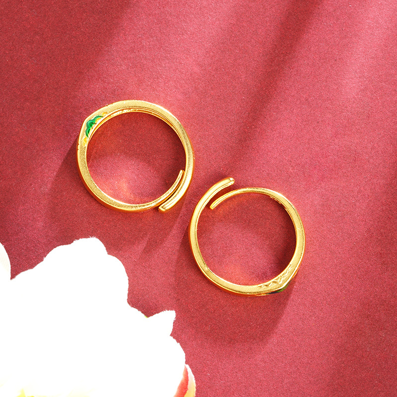 Anillo de agua verde de Vietnam de arena verde nicho femenino de lujo ligero de alto nivel goteo de aceite de estilo chino de boca viva joyas onduladas de agua