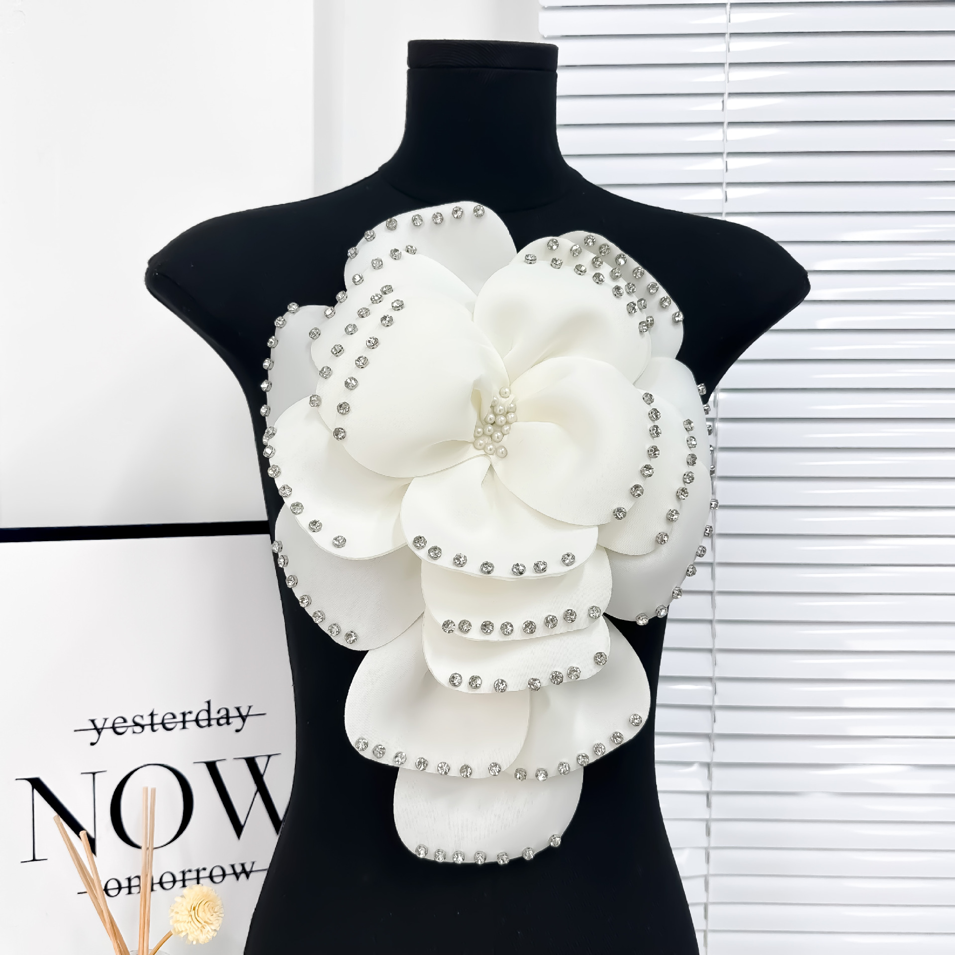 Nuevo estereoscópico multicapa tela de alta calidad flores grandes ropa DIY vestido tocado joyas para el cabello joyas de flores pectoral