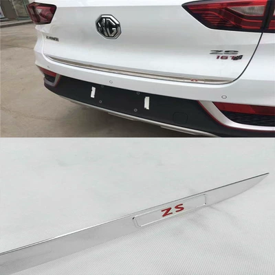 Suitable for 18-23 models of MG ZS, modified stainless steel tailgate trim, trunk bright strip, anti-scratch decorative strip (Şüşə kənarı xromları/moldingləri) - 18-23-mg-zs-rear-door-trim-red-badge