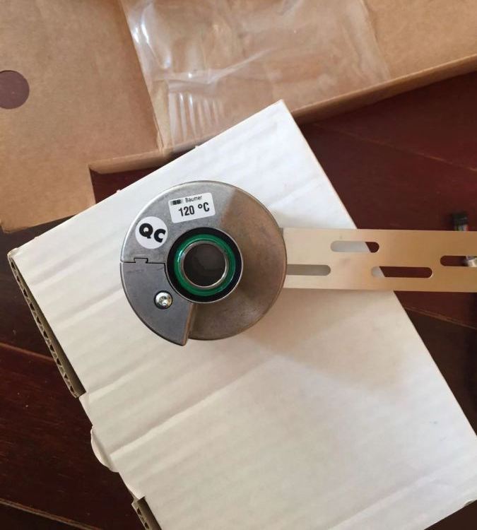 Baumer编码器ITD21H00 02048 T NIS21SG8 E14 IP65堡盟增量式光电