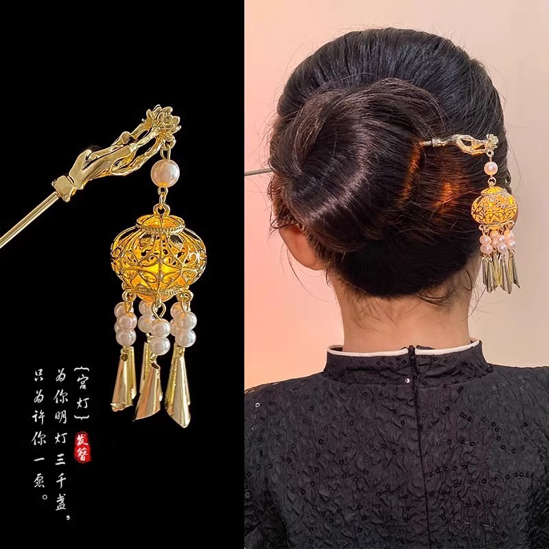 Clipper de cabello de flores de estilo antiguo, temperamento femenino de alto nivel, temperamento versátil, clipper de cabello de estilo chino, clipper de cabello de cabeza posterior.