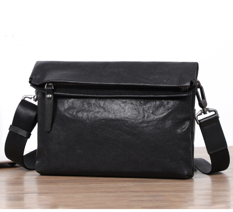 Túi đeo chéo nam da bò thuộc da thật kiểu thể thao, túi cầm tay nhỏ gọn 29×11×17 cm — Màu đen chi tiết 3
