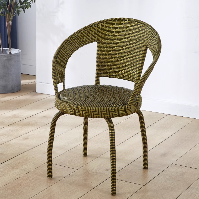 골드 [회전체어]에는 시트쿠션이 포함되어 있습니다.