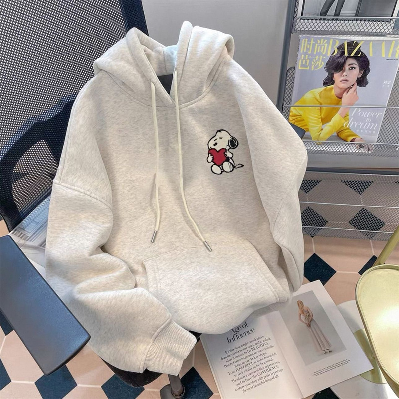 Japanese and Korean Casual Heavyweight Bebe Velvet Front and Back Printed Snoopy Cartoon Printed Top Mid-Length Hooded Sweatshirt for Women Japanese and Korean Casual Heavyweight Bebe Velvet Front and Back Printed Snoopy Cartoon Printed Top Mid-Length Hooded Sweatshirt for Women