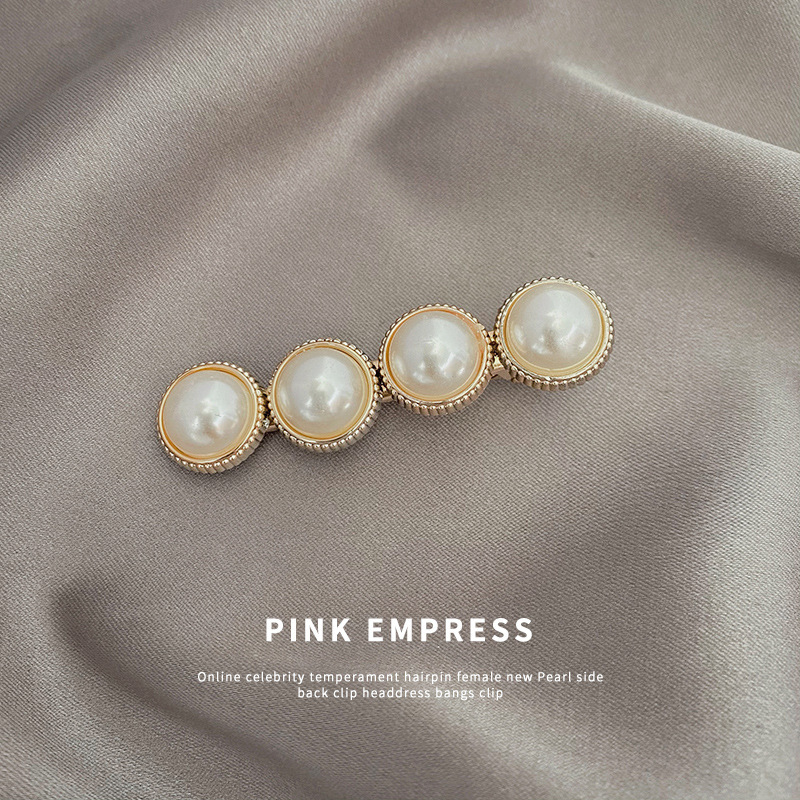 Pasador de pelo de perlas de alta gama estilo francés para mujer, clip para flequillo lateral, elegante clip para el pelo de la frente, accesorio para el pelo tipo pico de pato.