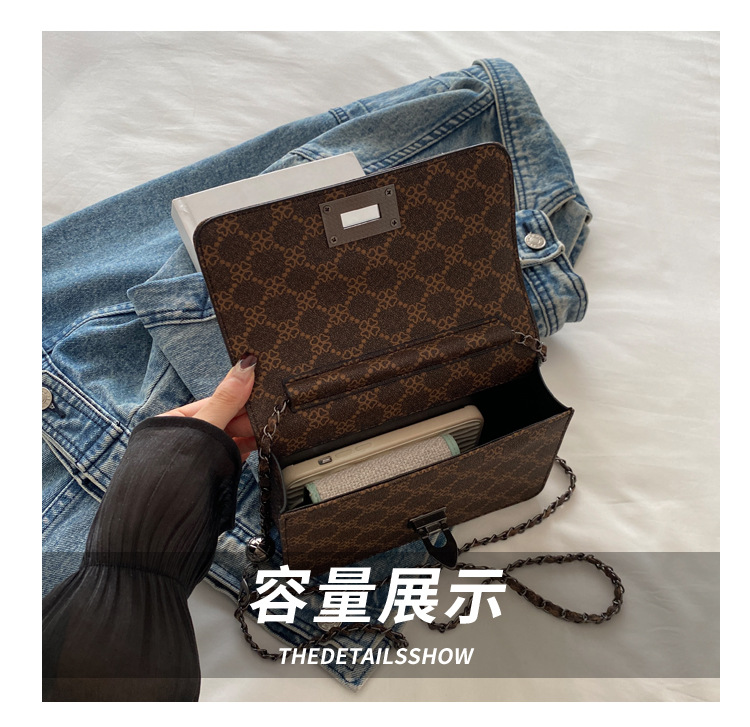 Cross-border women's bag 2024 New leopard print underarm bag, Korean style fashionable and trendy chain single-shoulder bag, riveted crossbody bag undefined
