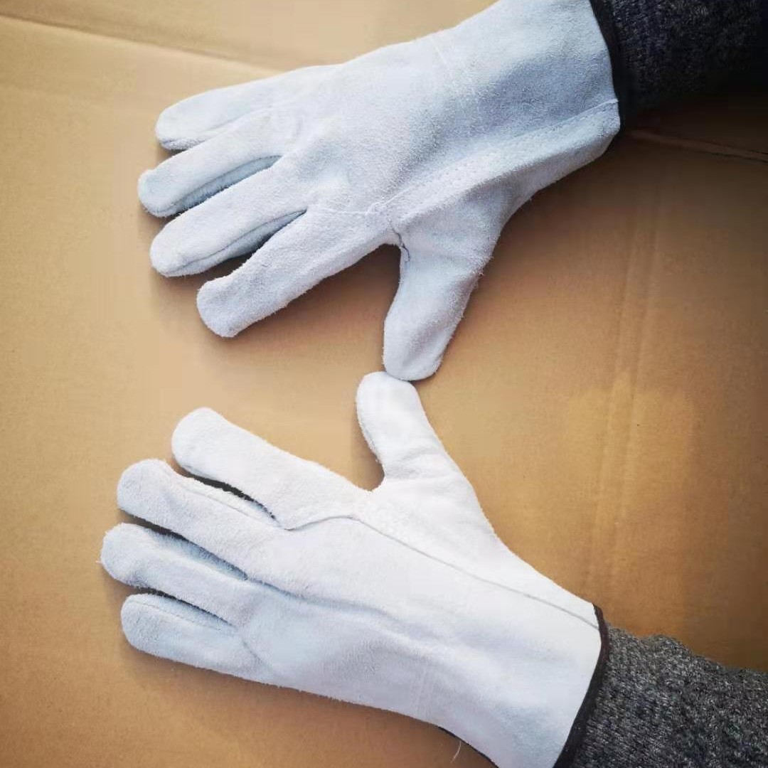 青岛厂家批发牛皮电焊耐高温隔热电焊手套现货 焊工手套 量大从优