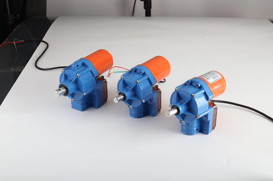 13346068849_352556692