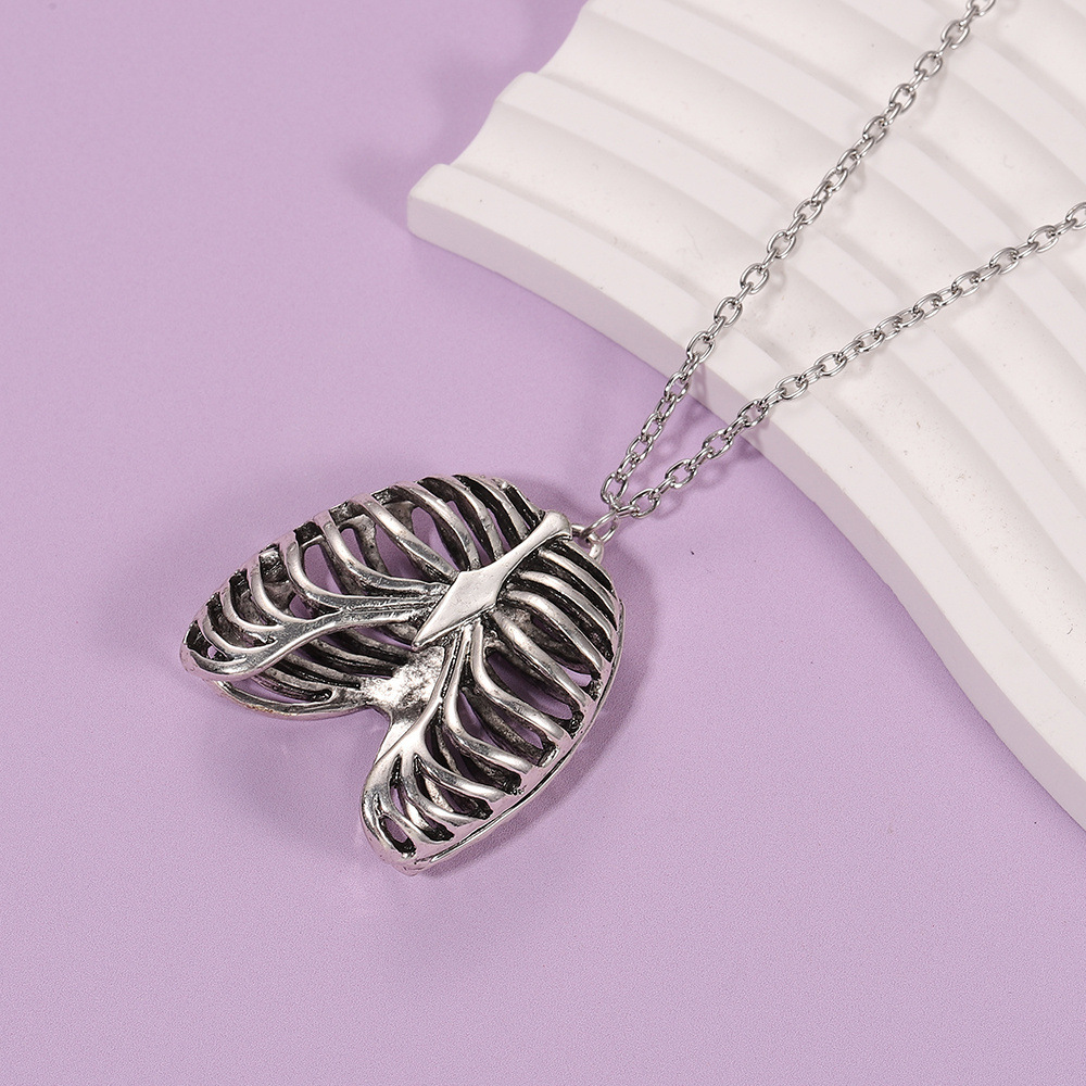 Physiological retro necklace