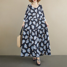 2025秋季新款文艺复古宽松大码女装圆领麻棉印花外贸长袖连衣裙女