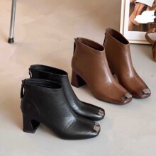 广州女皮靴厂家直销 高跟女真皮靴 短靴2024冬新款 一件代发32111