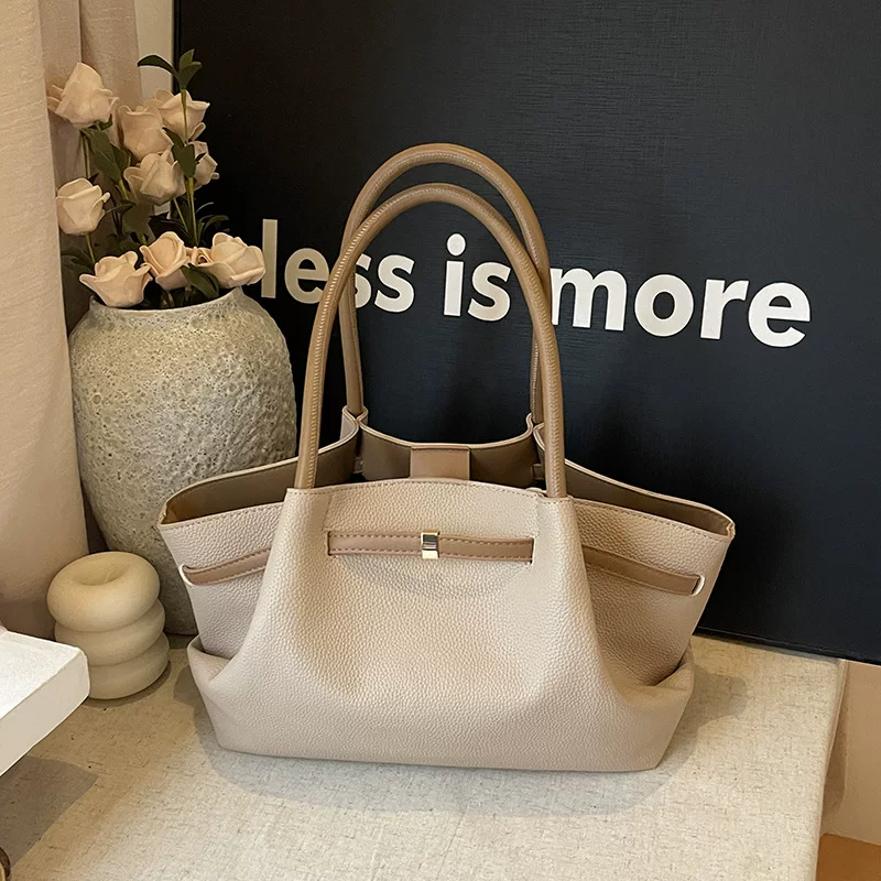 Summer shoulder bag, capacious one-shoulder bag, Korean style