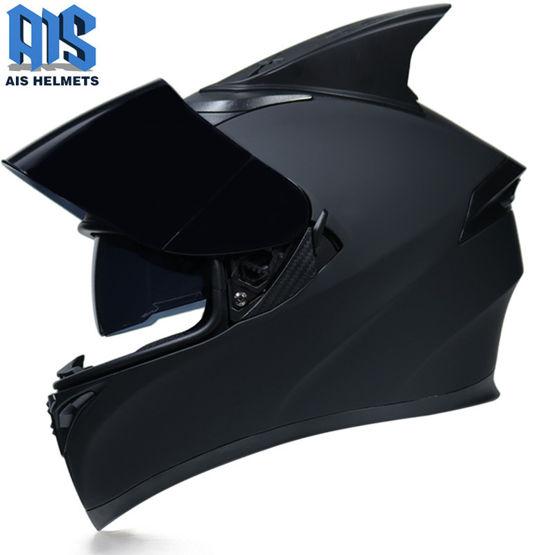 홍차 뿔이 있는 매트 블랙