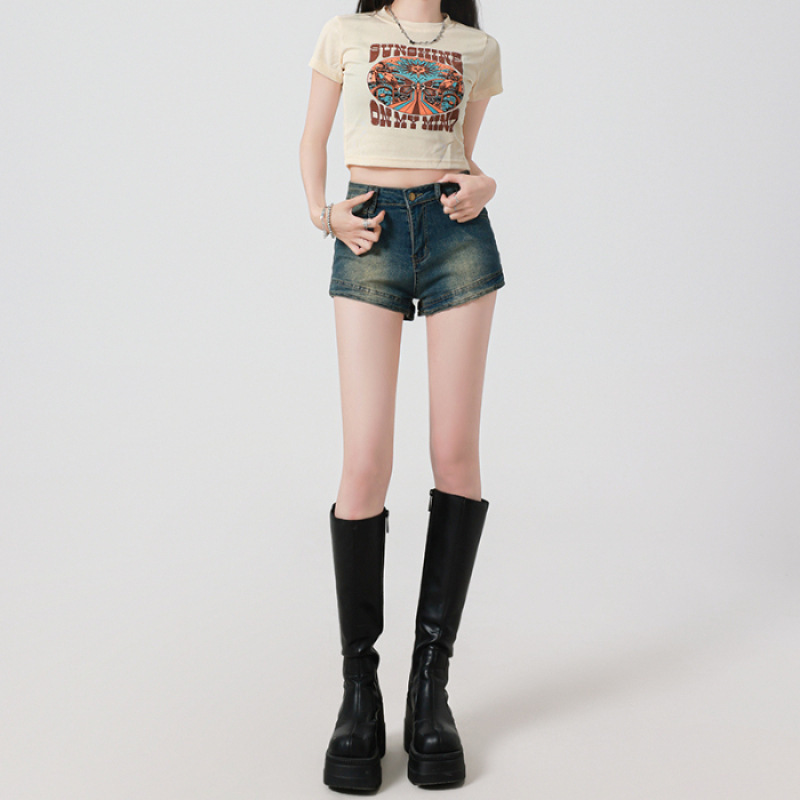 American Style Spicy Girl Denim Shorts for Women 2025 Summer Retro Blue Petite Slimming Vintage High-Waisted Tight Hot Pants Trendy American Style Spicy Girl Denim Shorts for Women 2025 Summer Retro Blue Petite Slimming Vintage High-Waisted Tight Hot Pants Trendy