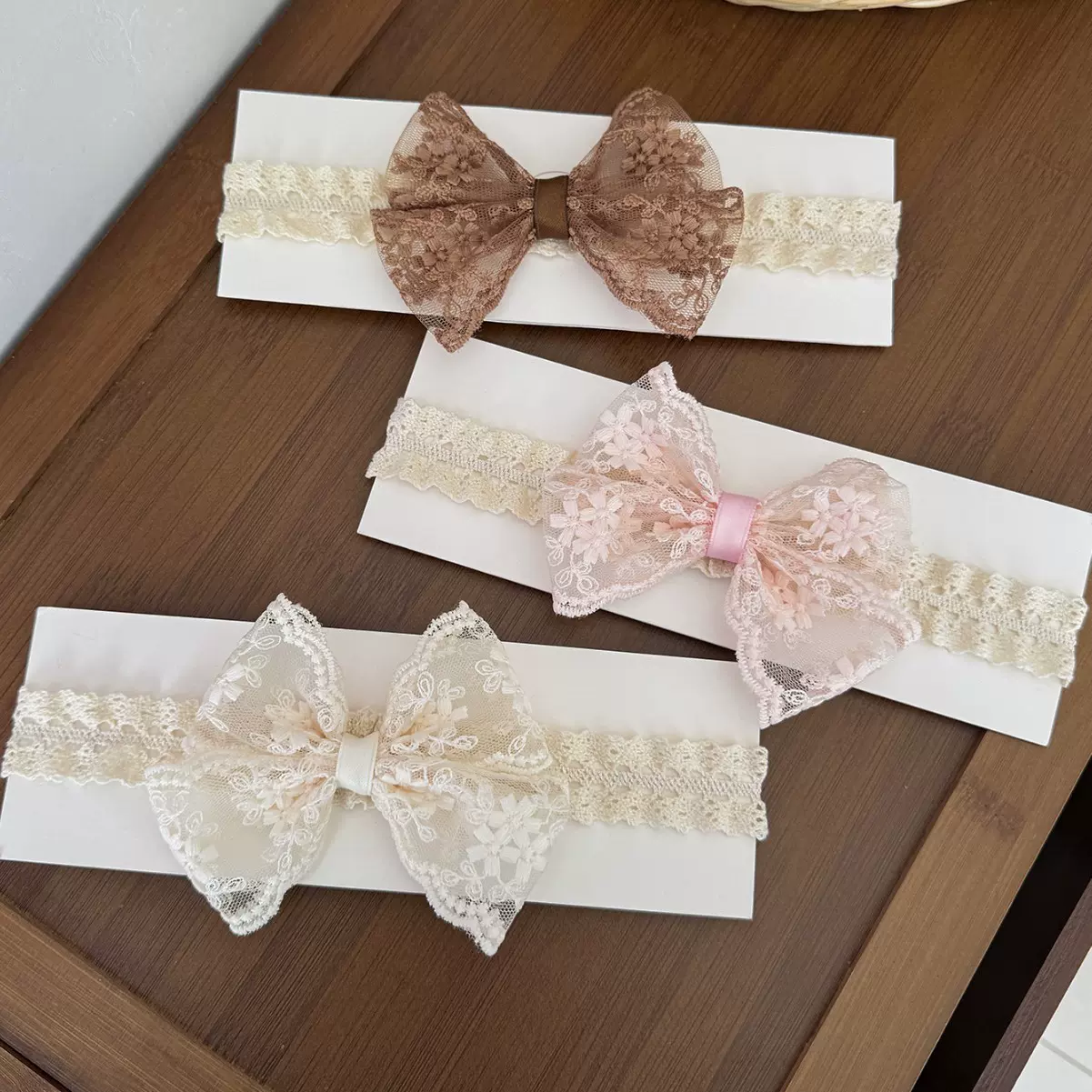 婴儿韩版甜美蕾丝蝴蝶结发带宝宝护囟门发饰儿童公主拍照头饰定制