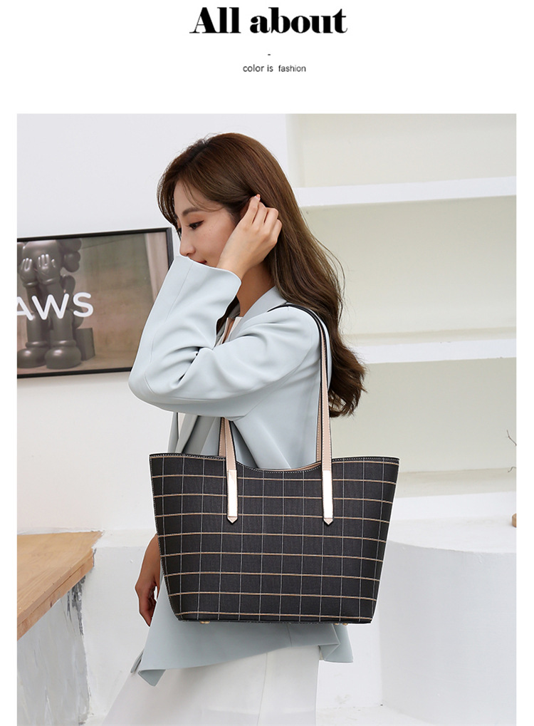 Women's Medium All Seasons Pu Leather Solid Color Fashion Square Zipper Bag Sets display picture 2