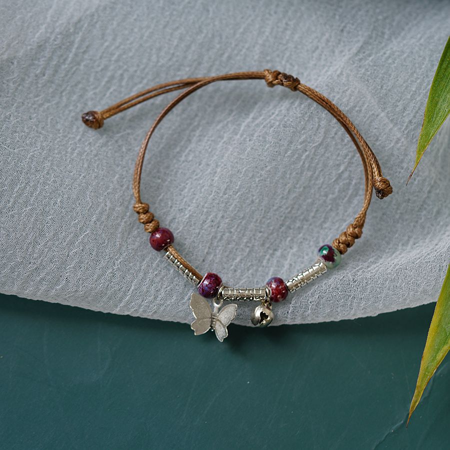 thumbnail image 1 of Literario tejido pastoral mariposa pulsera de cerámica versión coreana femenina dulce hada temperamento todo-fósforo mano decoración lugar una pequeña mariposa, 1 of 2