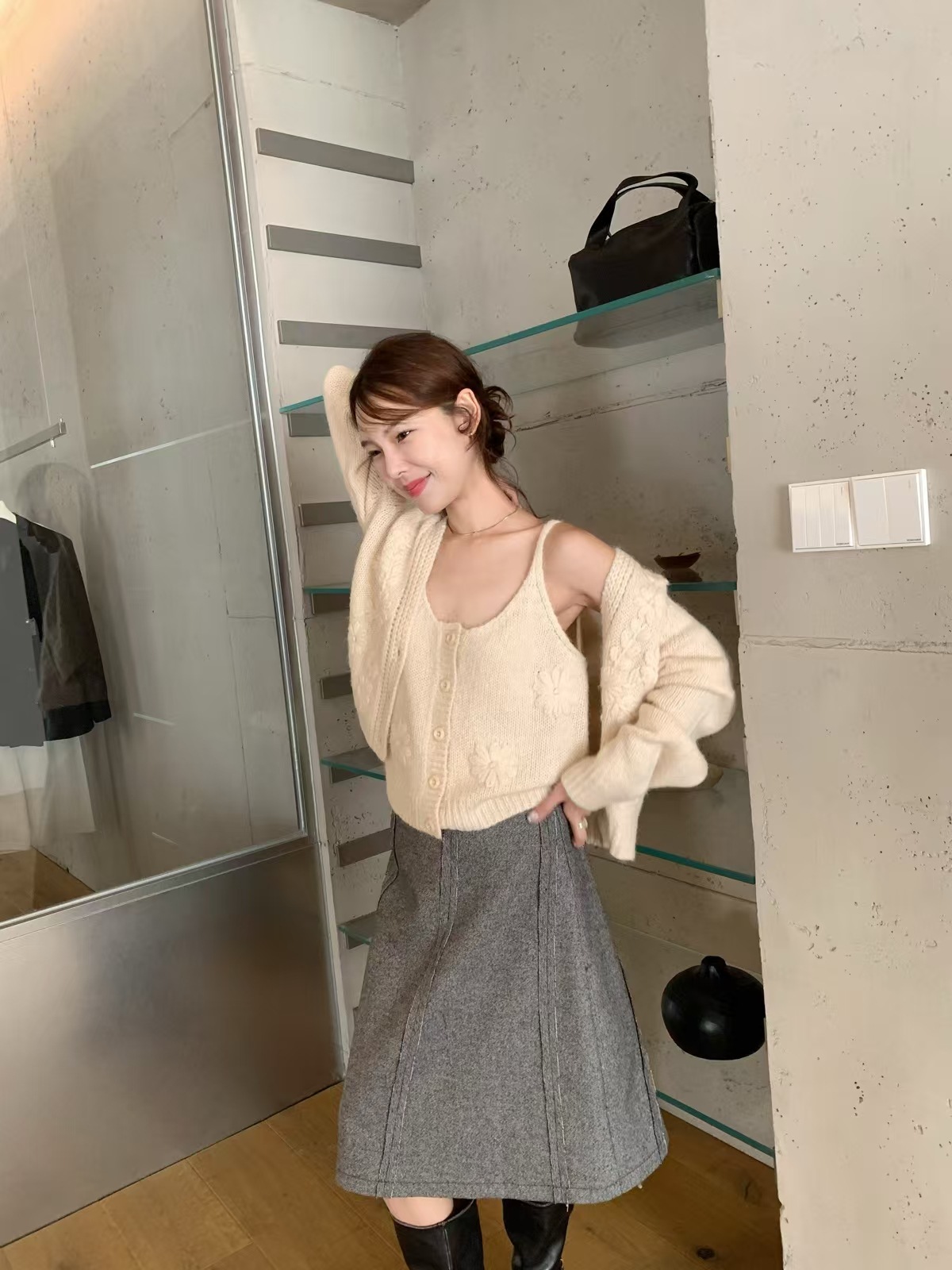 LS991556 杏色針織背心實穿圖五