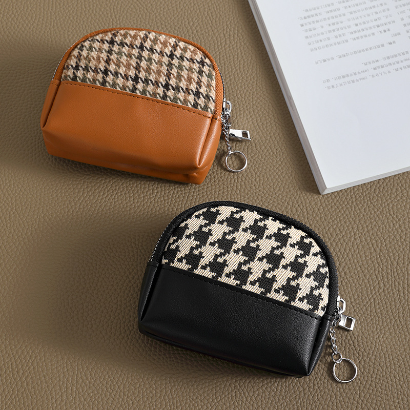 Cartera pequeña de nuevo estilo para mujer, monedero con diseño de nicho popular, mini monedero, dinero corto de felpa bonito, 2024