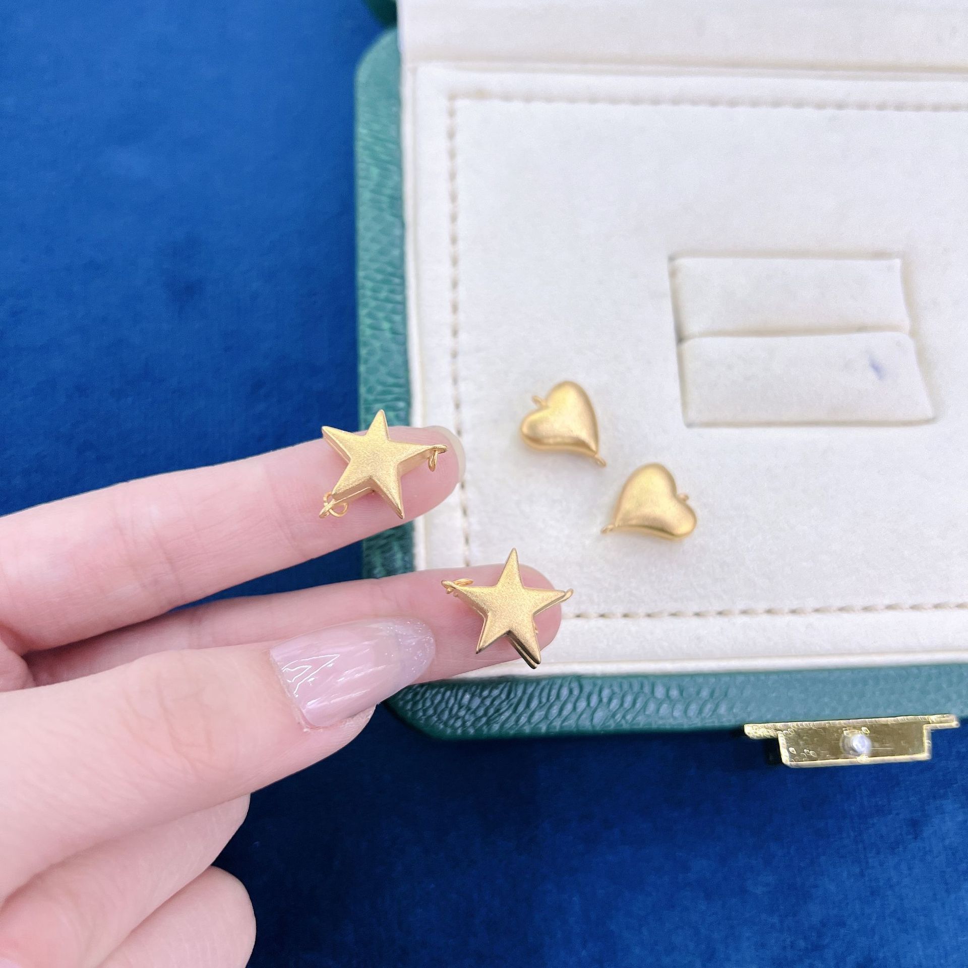 9e0a67f8cbe8107a2c71170d15e14a