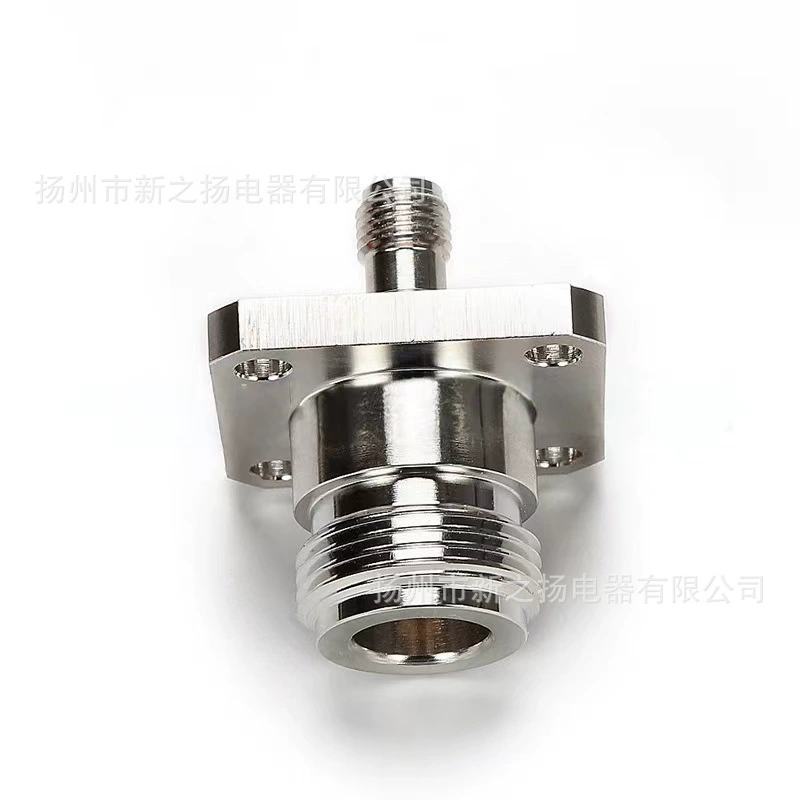 N-SMA-KKF Переходник N «мама» на SMA «мама» 25x25, квадратная пластина с четырьмя отверстиями, фиксированный фланец, утолщенный водонепроницаемым кольцом