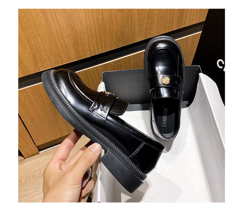 Giày lười nữ da phong cách Anh khóa xu, đế dày gót 3–5 cm, mũi tròn, size lớn — Màu Đen/lót nhung, Màu đen/lót một lớp chi tiết 19