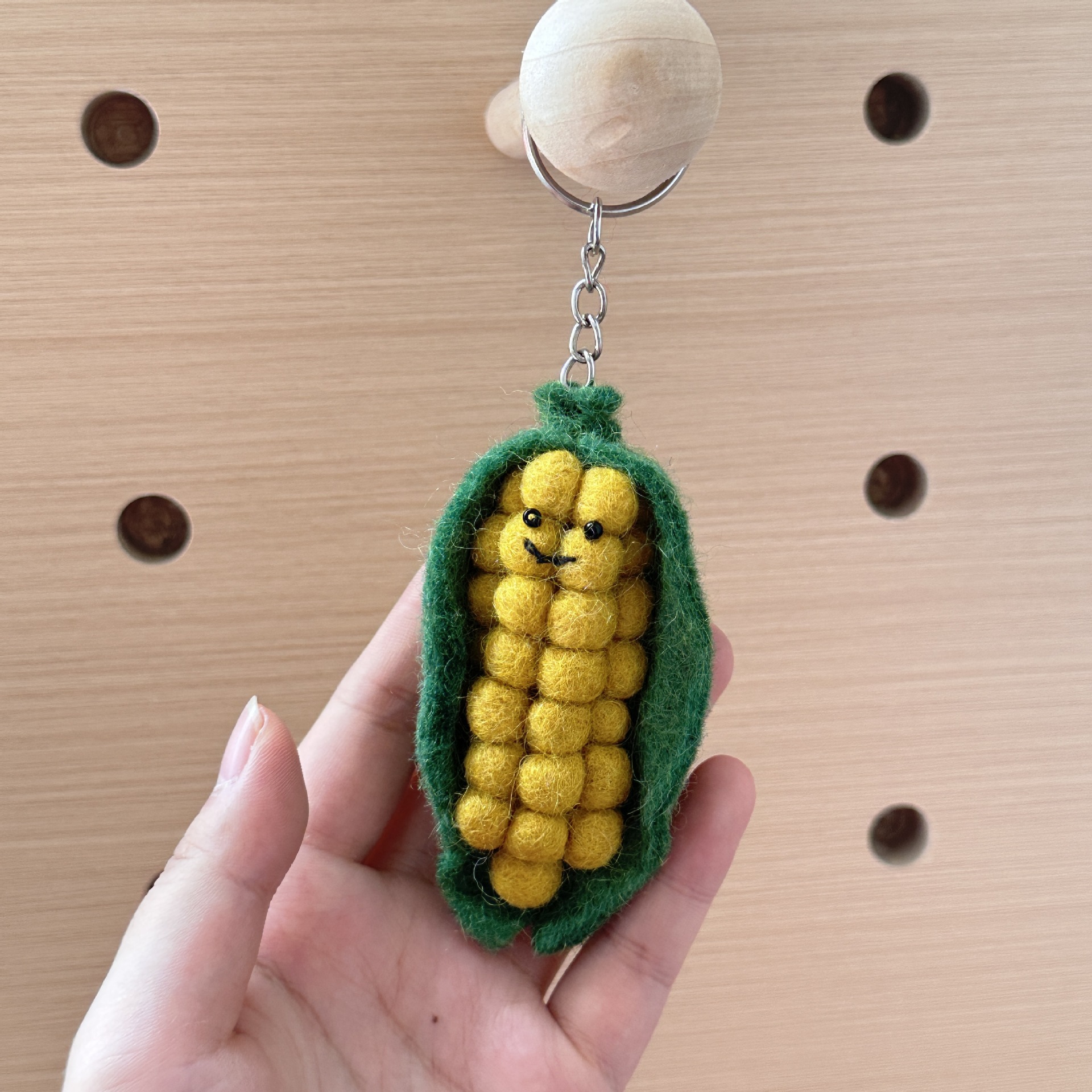100g Weight Bag Pendant, Keychain Classification 1 Piece Quantity Holiday, Daily Occasion wool felt Material Fruit, Vegetable Pattern Cute Style 1 Piece Cute Fruit Vegetable Wool Felt Bag Pendant Keychain 43
