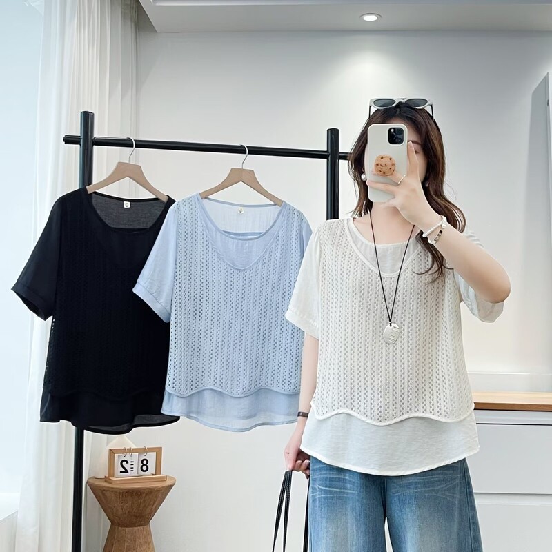 Fashionable Summer Clothing for Slightly Plus-Size Women, Featuring a Hollow-Out Design and a Fake Two-Piece Splicing Style, Loose Fit That Hides the Body Shape and Makes You Look Slimmer, Short-Sleeved Shirt