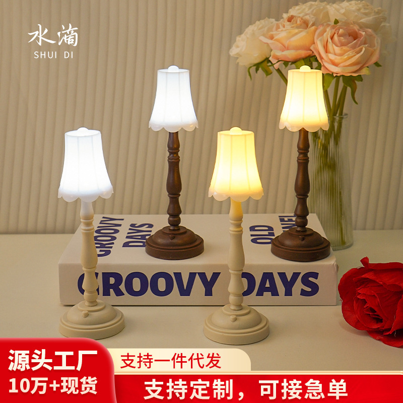 New Retro Nightlight Dormitory Bedroom Bedside Lamp Atmosphere Lamp Creative Birthday Gift Small Table Lamp Desktop Ornaments New Retro Nightlight Dormitory Bedroom Bedside Lamp Atmosphere Lamp Creative Birthday Gift Small Table Lamp Desktop Ornaments