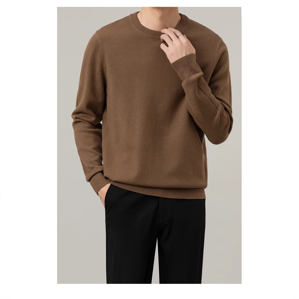 Suéter de hombre otoño y invierno nuevo cuello redondo caliente delgado casual hombre camiseta de fondo de color sólido de moda de hombre
