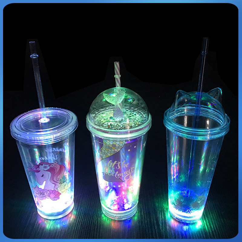 Taza de agua de paja de plástico de doble capa de color degradado transfronterizo AS/PS480/600ml con taza de regalo de café