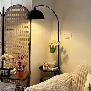 Retro American Floor Lamp Living Room Sofa Side Ornaments Side Table Antique Bedroom Bedside Table Table Lamp Integrated