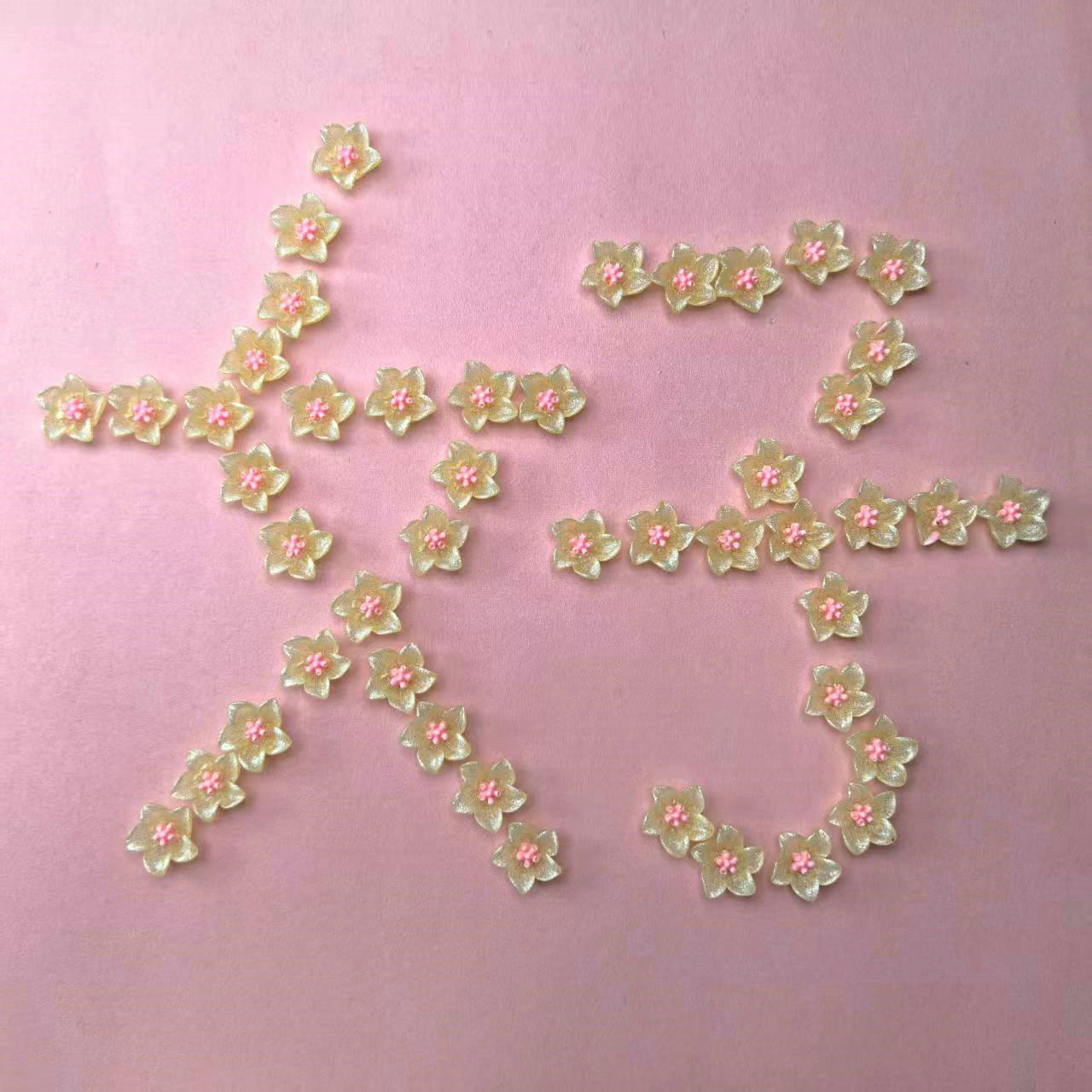 夜光百合花树脂平底钻美甲饰品diy饰品配件批发亚马逊货源_0