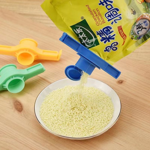 Creative food-grade sealing clip with lid, snack seasoning bag sealing clip, household seasoning sealing clip