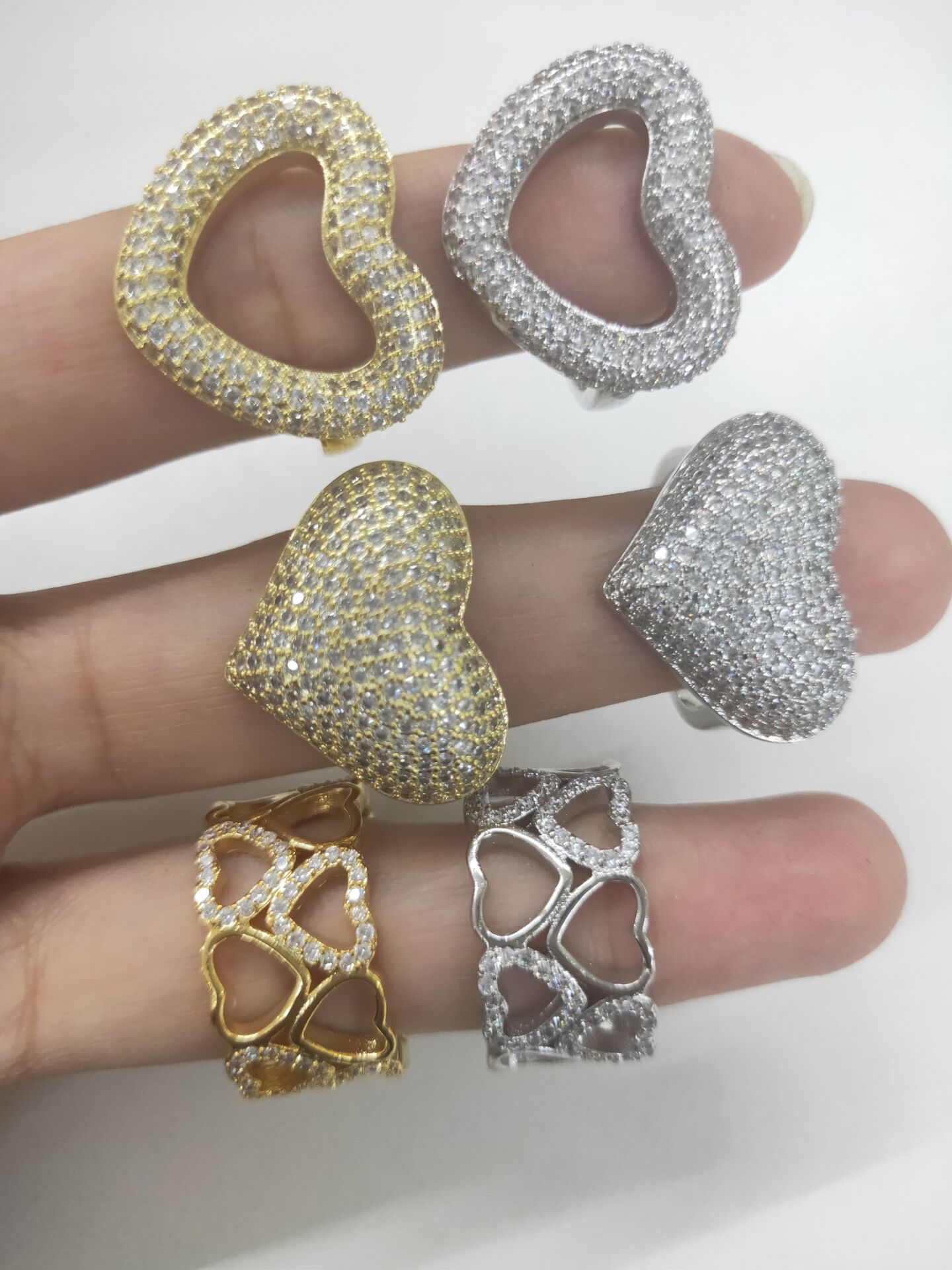 10g Weight Zircon Inlay Material Birthday Occasion Copper Material Korean Hollow Heart-shape Copper Micro-inlaid Zircon Ring Wholesale
