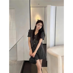 Summer Casual Short-Sleeved Shorts, Fashionable Two-Piece Set, Heavy-Duty Hot-Drilled Small Suit Jacket and Shorts Two-Piece Set