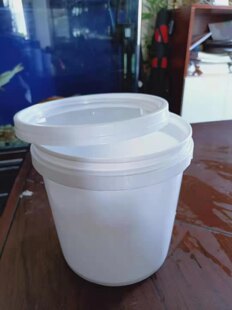 ���ϏS�ҬF؛10�� ����ҺͰ 20L����Ͱpe����Һ������ƿ����Ͱ