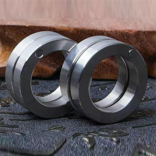 Self-defense ring, portable ring, stainless steel legal self-defense weapon, broken window emergency rescue survival ring