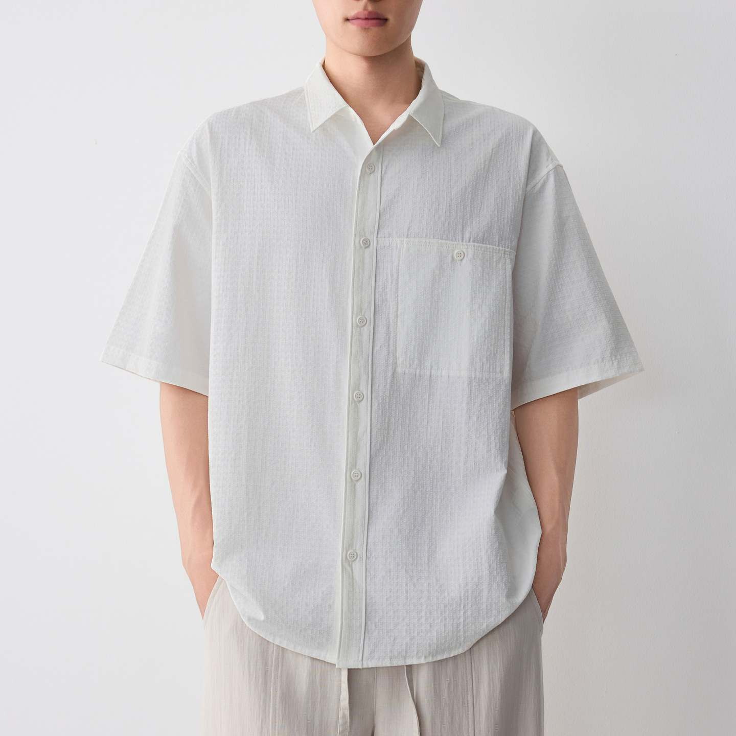 Áo sơ mi nam dài tay công sở chất liệu cotton phom thường — trắng