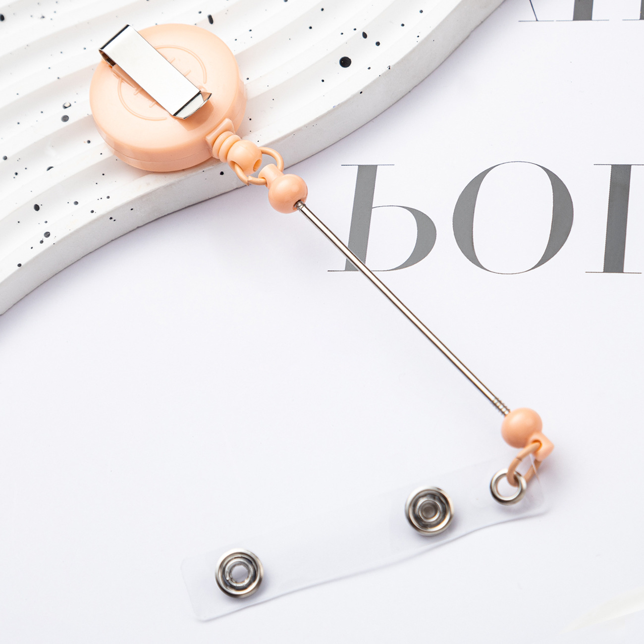 Cubierta de tarjeta retráctil fácil de tirar hebilla creativa perlas llavero retráctil hebilla de trabajo placa de identificación fácil de tirar hebilla de cable