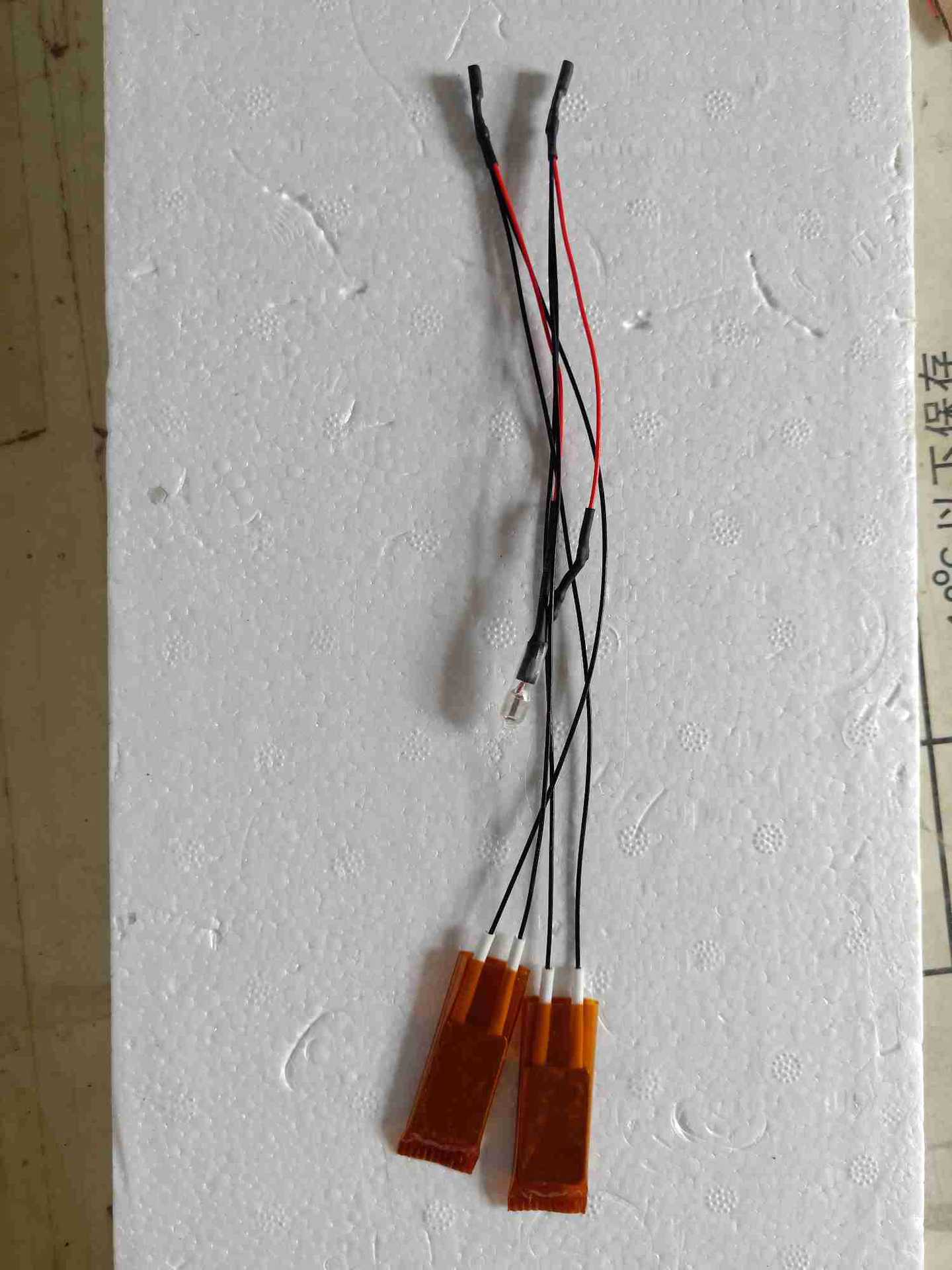 专业生产加热饭盒用PTC发热体